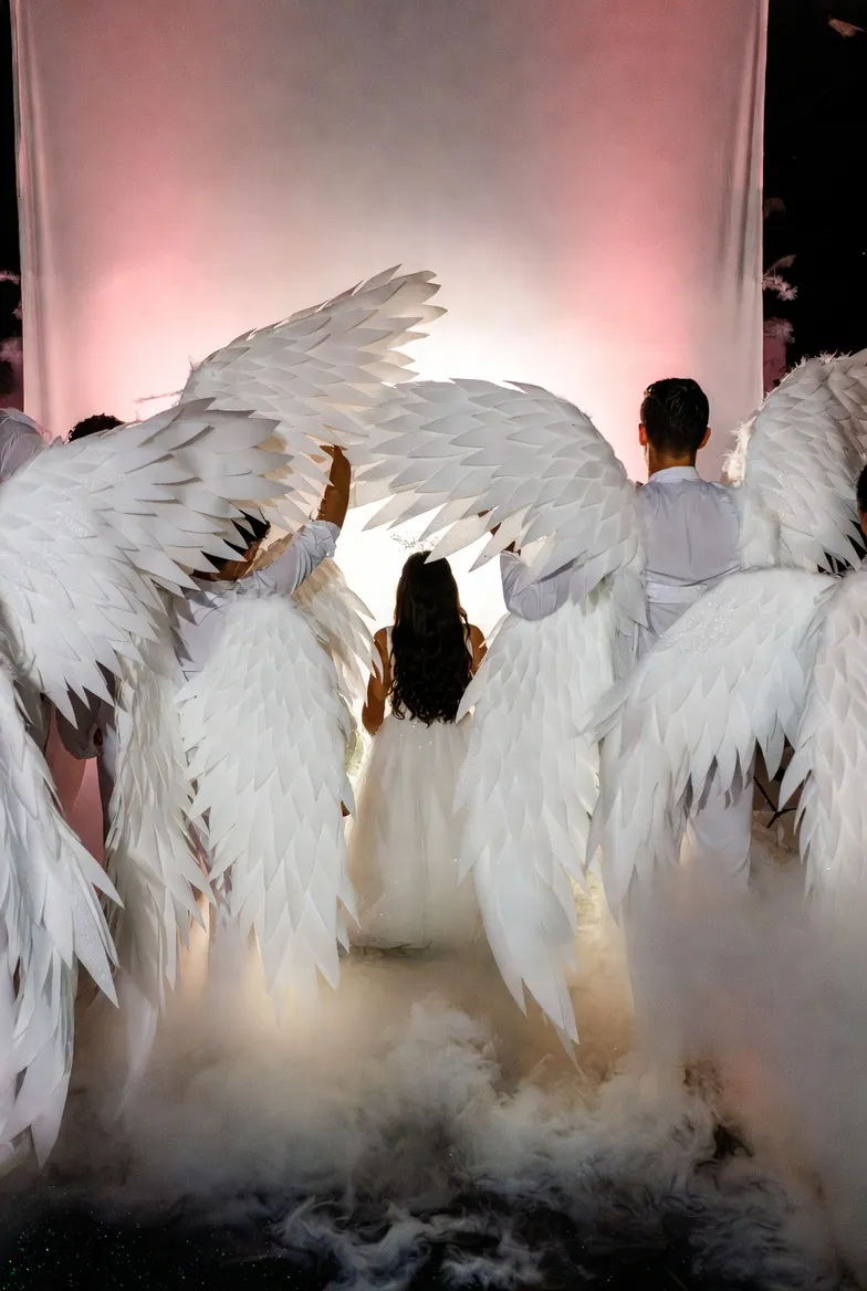 רקדניות ברזילאיות בבת מצווה