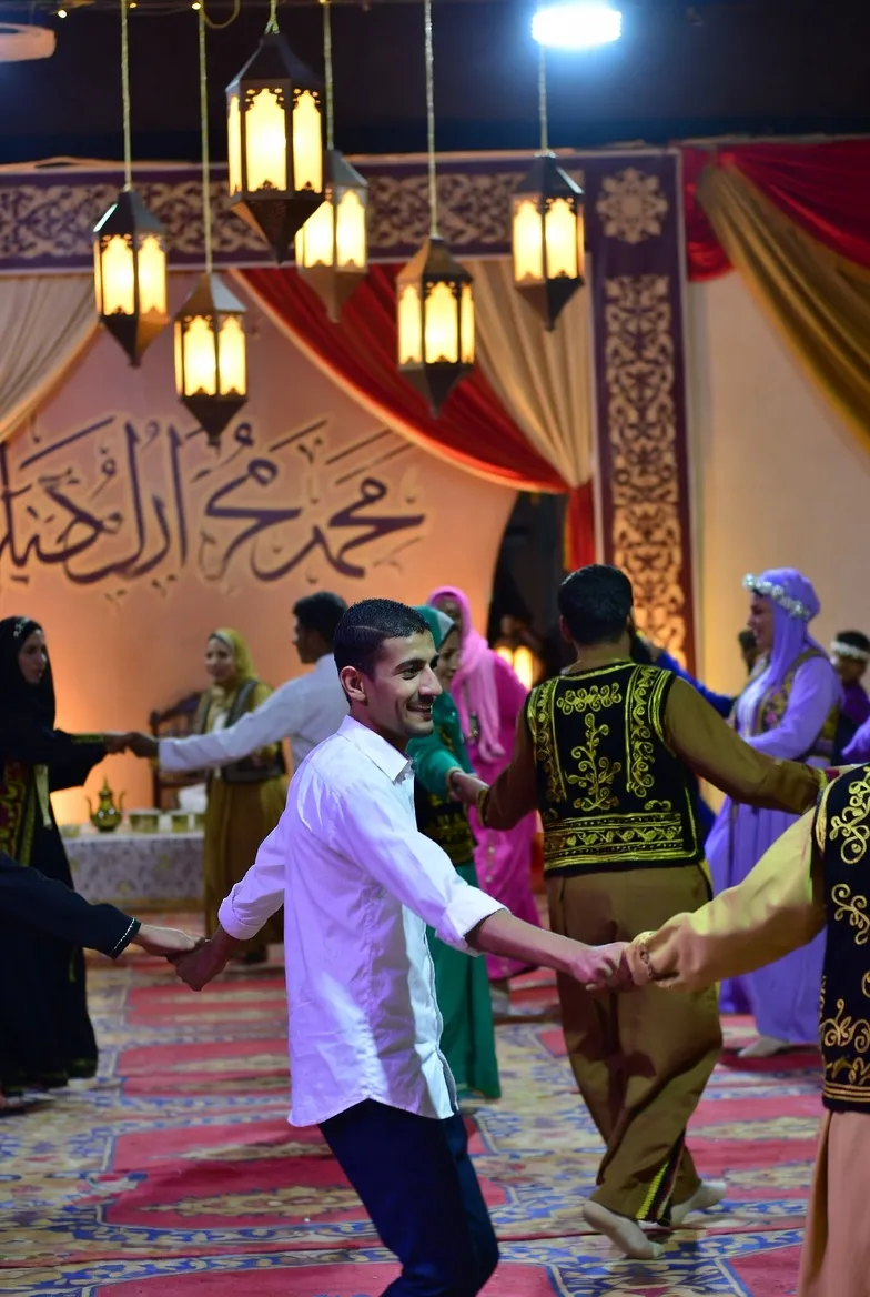 דבקה בחינה — מעגל של כל המשפחה